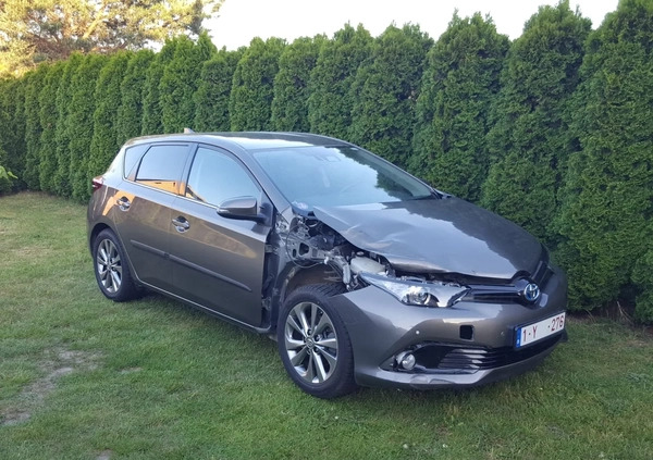 Toyota Auris cena 44900 przebieg: 43342, rok produkcji 2018 z Leszno małe 92